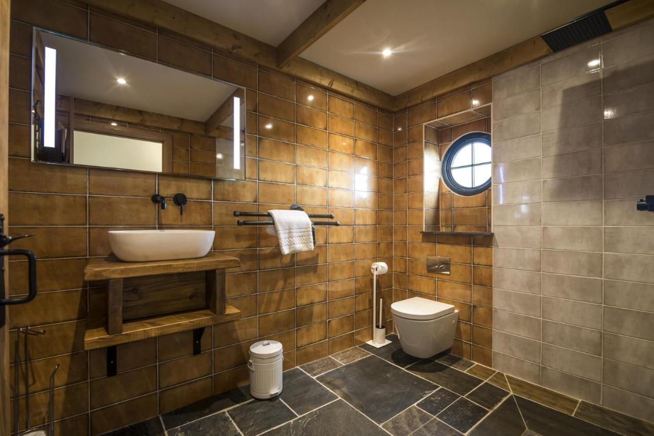 Lavender - Luxurious Barn Conversion - Blossom Farm Johnston Екстер'єр фото