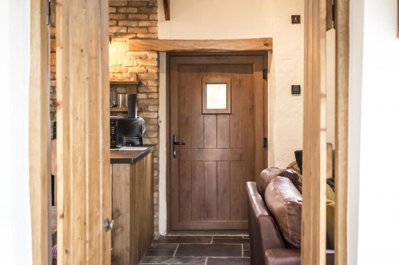 Lavender - Luxurious Barn Conversion - Blossom Farm Johnston Екстер'єр фото