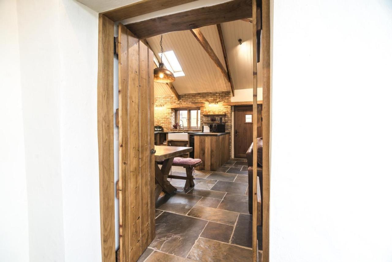 Lavender - Luxurious Barn Conversion - Blossom Farm Johnston Екстер'єр фото