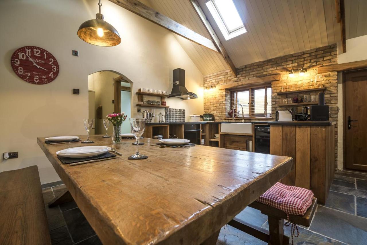Lavender - Luxurious Barn Conversion - Blossom Farm Johnston Екстер'єр фото