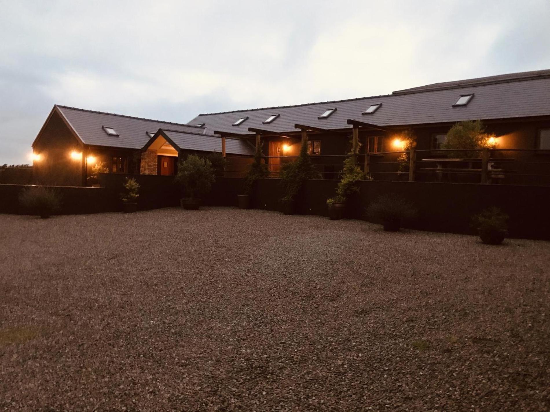 Lavender - Luxurious Barn Conversion - Blossom Farm Johnston Екстер'єр фото